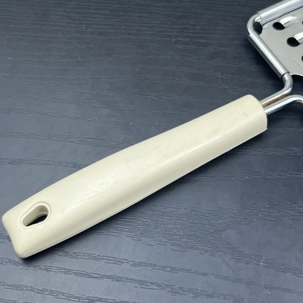 Vintage MCM EKCO Hand Grater 11
